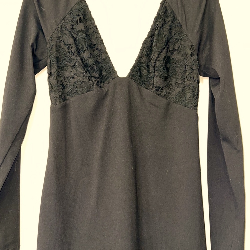 BEBE form fitting dress - Picture 4 of 9